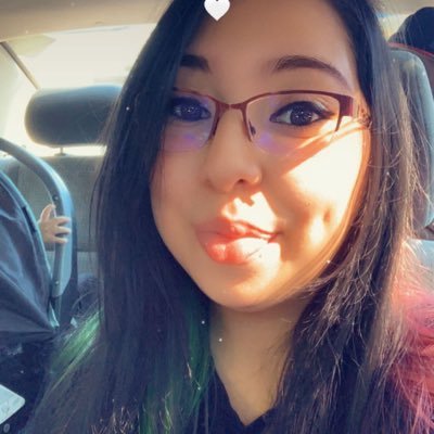 Just a crazy mama lookin to stream and have some fun with new peoples