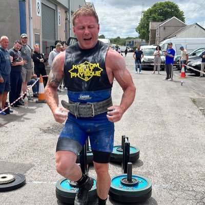 3x Wales Strongest Man 🏴󠁧󠁢󠁷󠁬󠁳󠁿 WPC World Powerlifting Champion 🇺🇸3xOlympia Pro Champion, 700 pound deadlift at 181 pound.