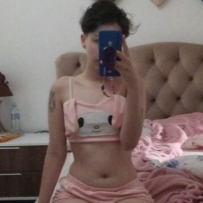 Lanapretty1's profile picture. faço 4 chamadas por dia, então se não tiver vaga tenta amanhã bjs