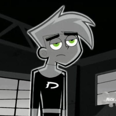 theyluvjayyz's profile picture. 18