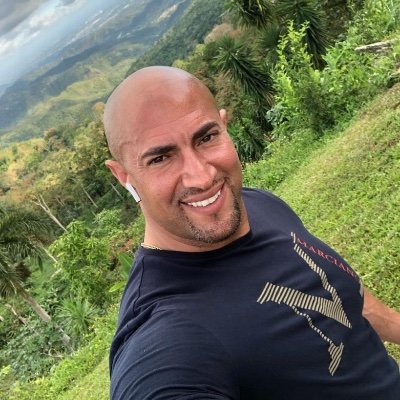 Paratrooper | Gamer | Adventurer
Food Lover | Soccer Lover | Dad