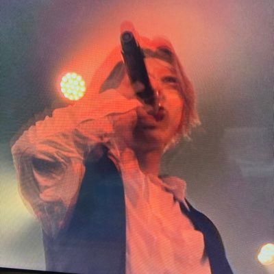 sky_milove's profile picture. 