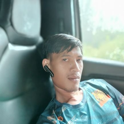 NotarmyXl's profile picture. ขับรถ