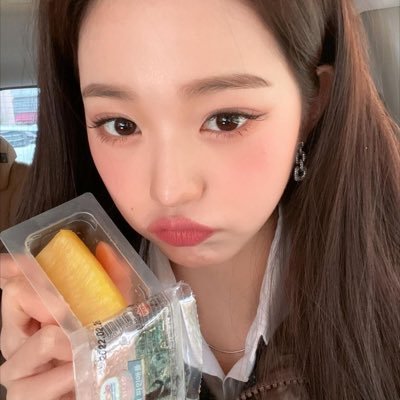 yoonrices's profile picture. edtwt)? | estoy aquí por mi papá