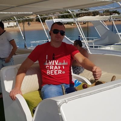 Як понесе з України
У синєє море
Кров ворожу.. отойді я
І лани і гори
Все покину, і полину
до самого Бога
А до того, я не знаю Бога.