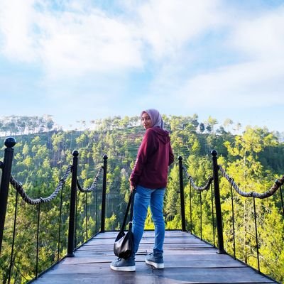 🏡 Tumpang•Malang•Eastjava ||
💊 Pharmacist is my life 💊 ||
📒Everything is Possible 😊