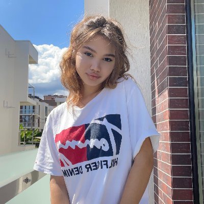 Emiko55426792's profile picture. 