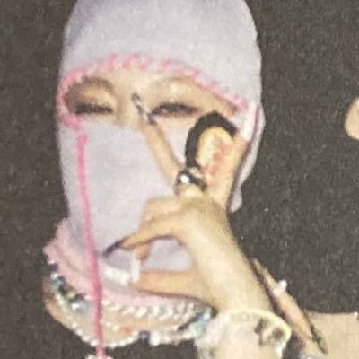 juyoene's profile picture. tis’ a blessing that the northern light has brought me to you.