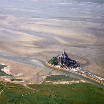 deads_pdcst's profile picture. deads