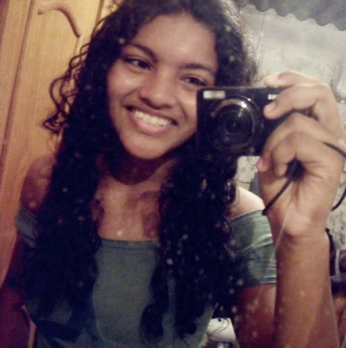 eu tenho um lado amável, um lado irônica, tenho um lado insuportável e cada um tem um lado meu que merece !
segue ? *-*