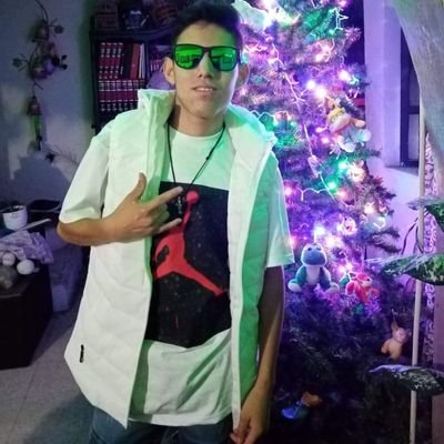 54Pagame's profile picture. Soy Casado