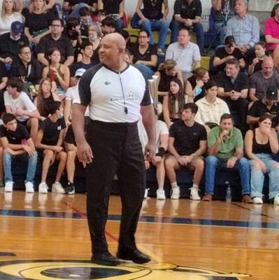 FIBA Referee, FIBA Coach. Topografo  ''No Hay Premio ni Castigo Solo Consecuencia''