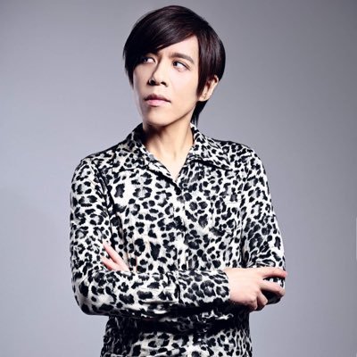 kenichiz's profile picture. 作曲、編曲、ピアノ弾き。 
楽典・和声オンラインレッスン受付中
https://t.co/G2Wi84BsHp