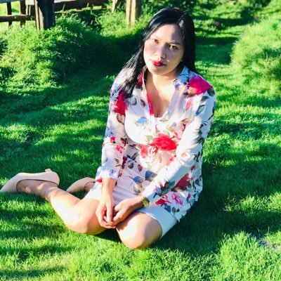 riyamora's profile picture. 𝑖𝑠 𝑤𝑎𝑖𝑡𝑖𝑛𝑔..