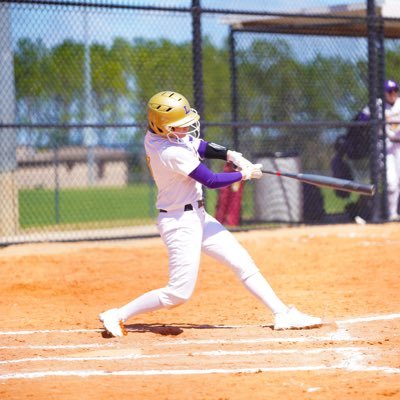 Loras Softball Alumni ‘25 • Nazareth Academy Alumni 21’ • Event Coordinator @WintrustSportsC