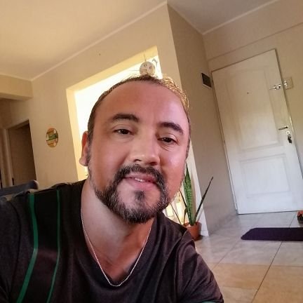 hetonacho's profile picture. Musico-cantante-servidor- soñador-luchador-amigo-hijo- con Esperanzas de un Cielo!!!