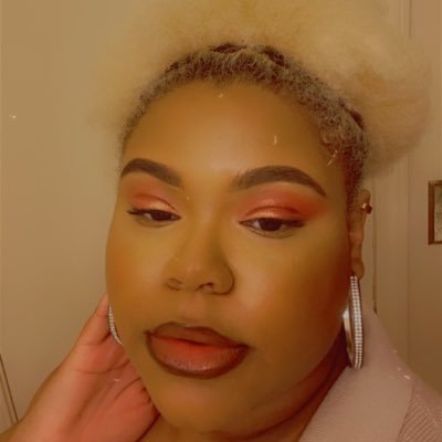 j_dancer_14's profile picture. she/her  r.i.p zay❤️