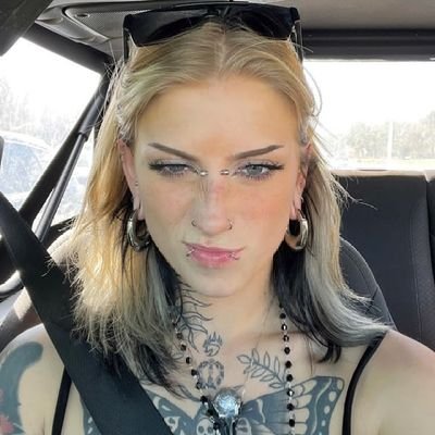 Sskyiris's profile picture. é iris!