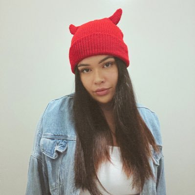 KrystelleMeth's profile picture. There's a thousand yous, there's only one of me.