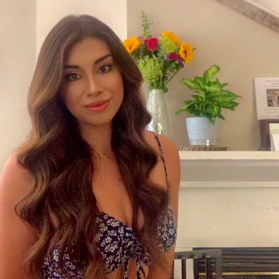 LovelyLishhh_'s profile picture. ✨Living my Best Life✨