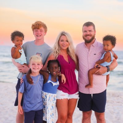 Follower of Jesus. Husband to my sweet Meg. Father to Easton, Harlon, Joie, Lee, & Judah. #CarrollCounty Mayor. @BethelUniv alum.