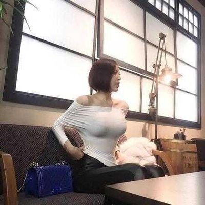 DreamSnowLove's profile picture. 