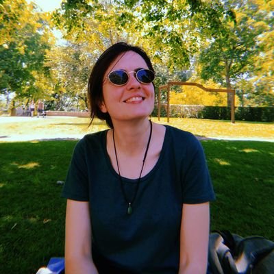 TheQueenMutt's profile picture. 𝓼𝓪𝓴𝓾𝓻𝓪  🌸 🏳️‍🌈