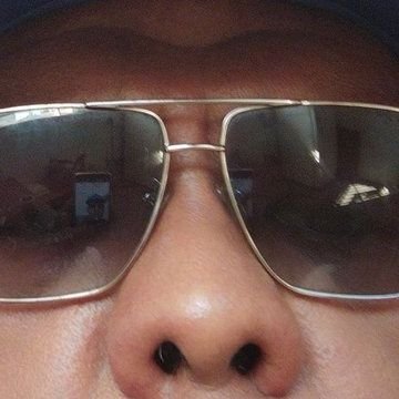 macpole's profile picture. 