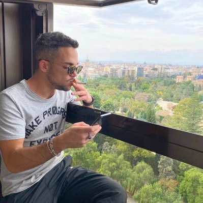 Nicolafaedi1's profile picture. 🖤💙