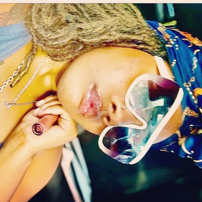 LIFETIMEWITHSUN's profile picture. I DONT CARE ABOUT NOT LIKING ME YOU BITCHES BARLEY LIKE YOURSELVES💋💄📱🍊