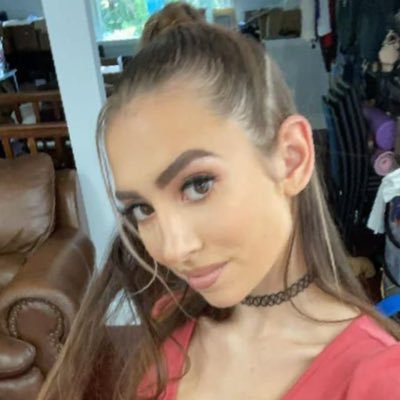 amanda07089625's profile picture. Add me on Snapchat 👻 a_lynns22799