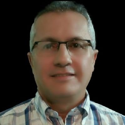 Amante de la vida y de la escritura, sobreviviente de mil batallas, facilitador en capacitaciones sobre Lenguaje Corporal y Detección Precoz de Riesgos.