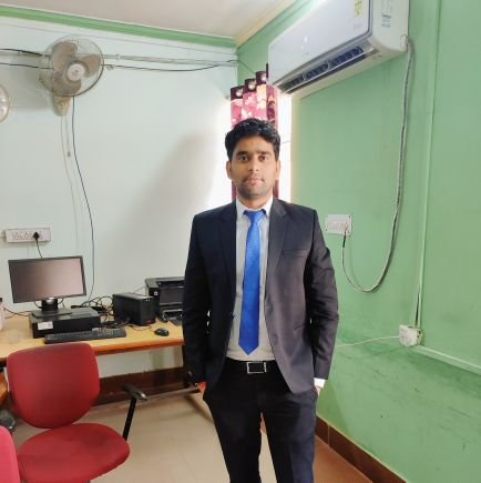 vijaydmastu's profile picture. मेरा सम्बन्ध किसी भी राजनीतिक पार्टी से नही है! मै भारत का एक आम नागरिक हूं! मुझे🇮🇳भारतीय होने का गर्व है।