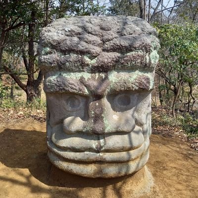 katsuo_murasaki's profile picture. 地道に測量をしています。趣味はランニング、ウォーキングと文章を書くこと。物書きというワードに憧れています。
　　　　　　　　　　　　　　　　　　　　　　　　　　　　　　　　直接お会いしようともしないで、チャットを頻繁に繰り返してくる人とのDM及びline交換は原則としてお断りします。