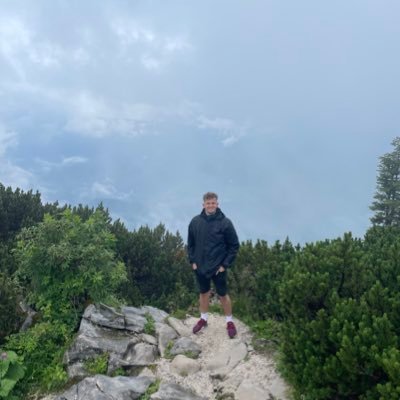 iamlewisrowe's profile picture. My tiny club are better than yours 🍒 Physiotherapist