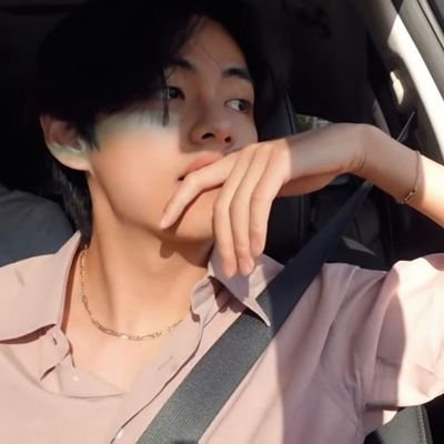 arin9680's profile picture. 🥺