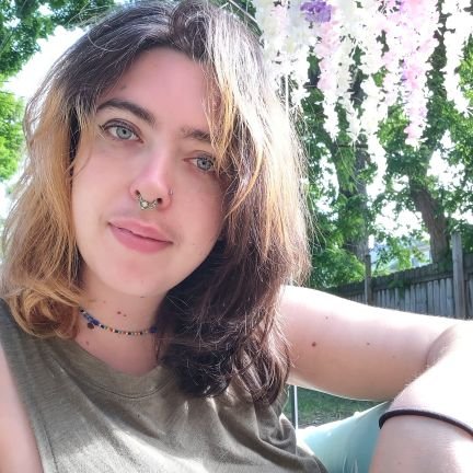 witchysparrows's profile picture. Not important enough for a bio 🏳️‍🌈🏳️‍🌈🏳️‍🌈