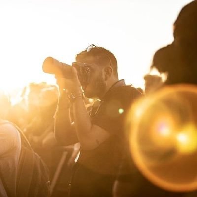 Fotógrafo e ingeniero informático.
Responsable de fotografía en @crazymindsweb
Fotografía de concierto, callejera y naturaleza.
Instagram: alex.resfeber.