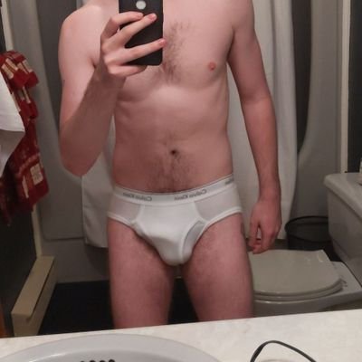 guyinbriefs1's profile picture. 🇨🇦 🩲 31
