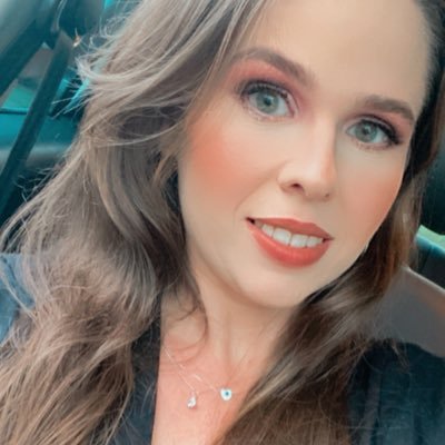 HeloiseMedeiros's profile picture. A Virginiana ♍