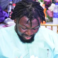 Tobi Adesina (@tobishina) 's Twitter Profile