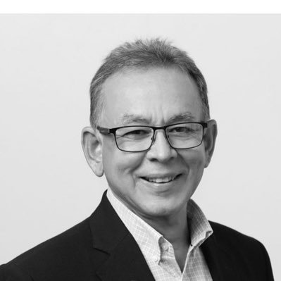 rogermmiralda's profile picture. Apasionado por la familia, la educación, el arte y la literatura.