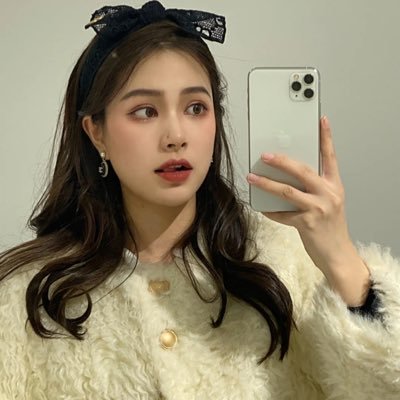 aaa89928843's profile picture. I'm not cute. You're in love with me, silly.😝