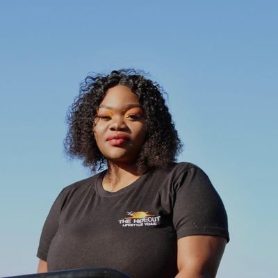 MuneiMudau's profile picture. life is too short to worry