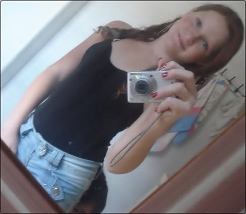 4 De Março / Peixes / Solteira / Ruiva / Natal-Rn / Gosto Muito De Me Divertir. :D