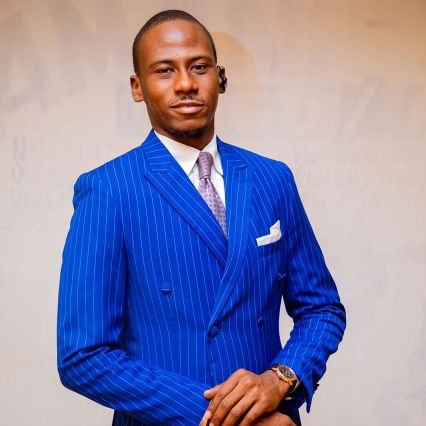 benji_kadima's profile picture. juriste publiciste, spécialiste en droit constitutionnel coutumier,analyste politique