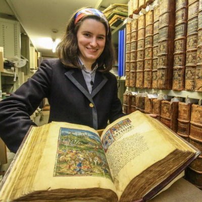 Conservatrice, patrimoine et bibliothèques numériques.
Et aussi culte et de iconographie de saint Jean Baptiste au Moyen Âge.
Mes tweets n'engagent que moi.
