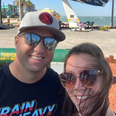 Aspiring to be the worlds best hugger! @UMassAmherst Alum. Potterhead for life. Beautiful wife. Beautiful daughter. Handsome son.