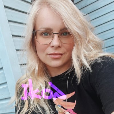 Juli Kononovaさんのプロフィール画像