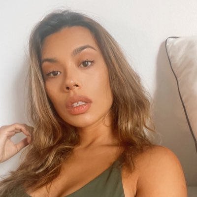 Daniella_trevi's profile picture. Me gusta cantar y hacer canciones, hablar de todo un poco lol